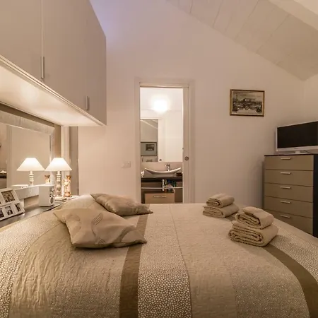 Apartment Ca Lessia *