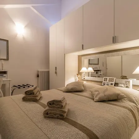 Ca Lessia Apartment *